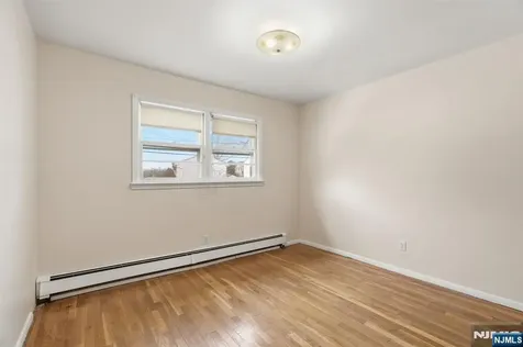 49 New Brier Lane Clifton NJ 07012