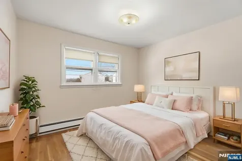 49 New Brier Lane Clifton NJ 07012