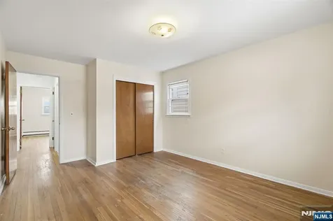 49 New Brier Lane Clifton NJ 07012