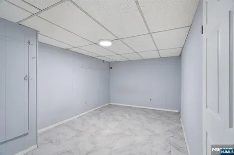 49 New Brier Lane Clifton NJ 07012