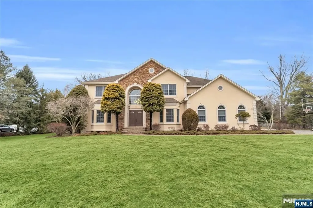 1 Sherwood Court Old Tappan NJ 07675
