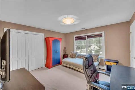 1 Sherwood Court Old Tappan NJ 07675