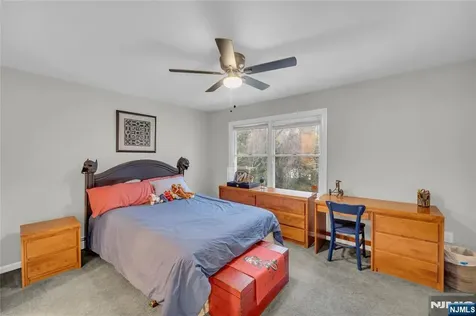 1 Sherwood Court Old Tappan NJ 07675
