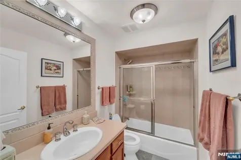 1 Sherwood Court Old Tappan NJ 07675