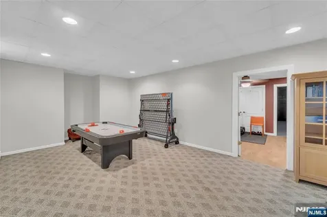 1 Sherwood Court Old Tappan NJ 07675