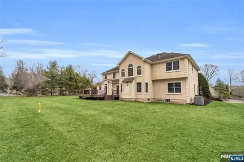 1 Sherwood Court Old Tappan NJ 07675