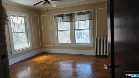 570--574 Mount Prospect Newark NJ 07104