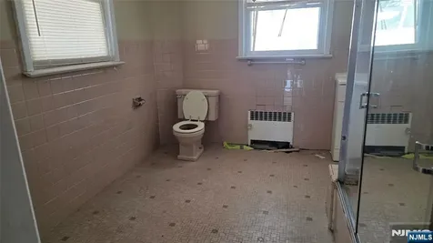 570--574 Mount Prospect Newark NJ 07104