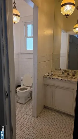 570--574 Mount Prospect Newark NJ 07104
