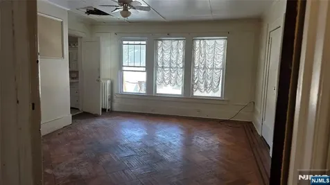 570--574 Mount Prospect Newark NJ 07104