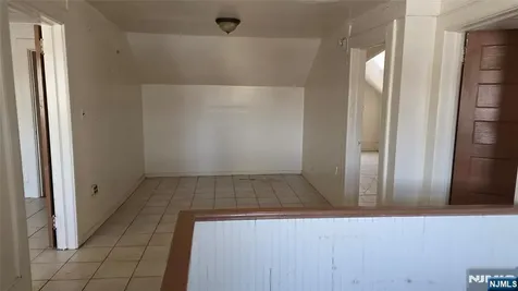 570--574 Mount Prospect Newark NJ 07104