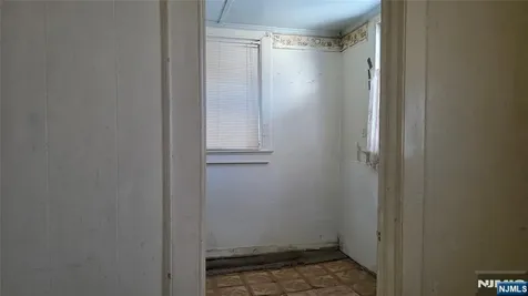 570--574 Mount Prospect Newark NJ 07104