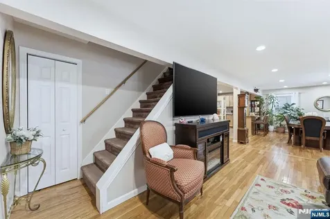 260 Hamilton Road Teaneck NJ 07666