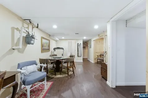 260 Hamilton Road Teaneck NJ 07666