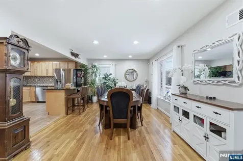 260 Hamilton Road Teaneck NJ 07666