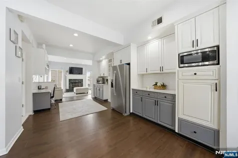 270 Baldwin Avenue Hasbrouck Heights NJ 07604