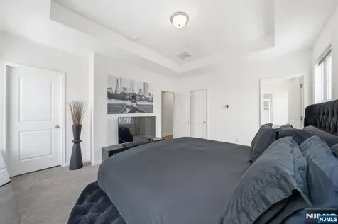 62 Roosevelt Drive Wood Ridge NJ 07075