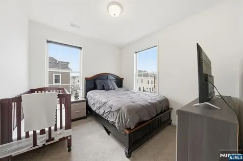 62 Roosevelt Drive Wood Ridge NJ 07075