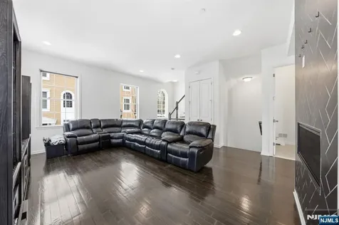 62 Roosevelt Drive Wood Ridge NJ 07075