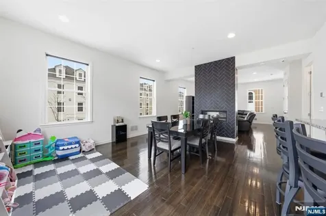 62 Roosevelt Drive Wood Ridge NJ 07075