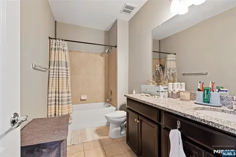 75 Wesmont Drive Wood Ridge NJ 07075