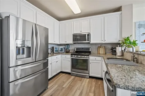 75 Wesmont Drive Wood Ridge NJ 07075