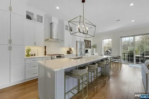106 Brandon Court Montvale NJ 07645