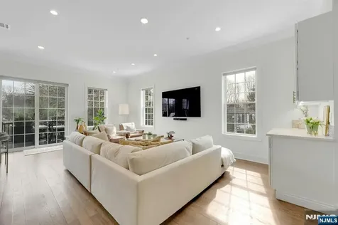 106 Brandon Court Montvale NJ 07645