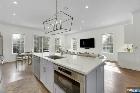 106 Brandon Court Montvale NJ 07645