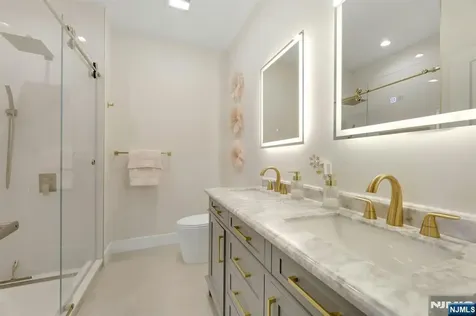 106 Brandon Court Montvale NJ 07645