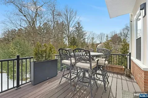 106 Brandon Court Montvale NJ 07645