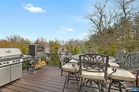 106 Brandon Court Montvale NJ 07645