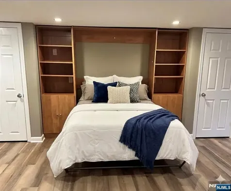 8 Edgewood Avenue Wyckoff NJ 07481