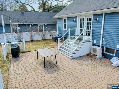 8 Edgewood Avenue Wyckoff NJ 07481