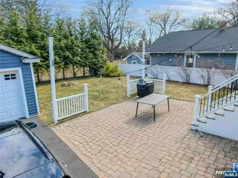 8 Edgewood Avenue Wyckoff NJ 07481