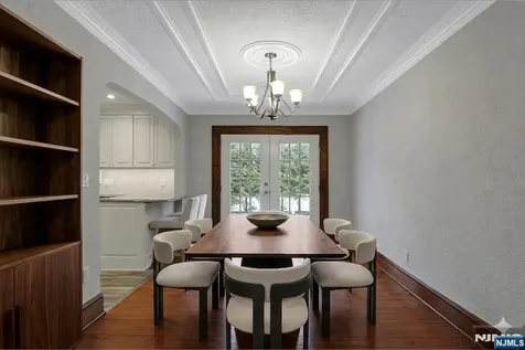 8 Edgewood Avenue Wyckoff NJ 07481