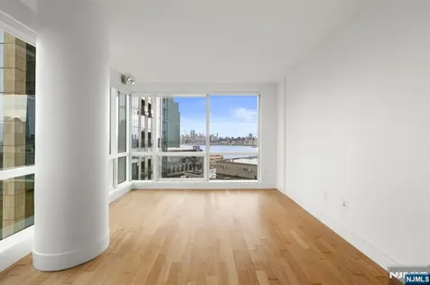 77 Hudson Street Jersey City NJ 07302