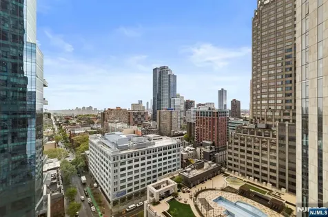 77 Hudson Street Jersey City NJ 07302