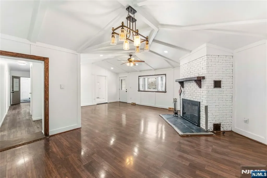 28 Butler Street Clifton NJ 07011