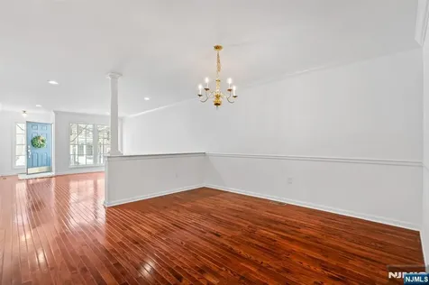 26 Birchwood Lane North Haledon NJ 07508
