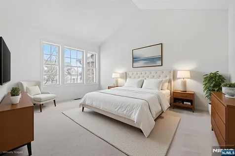 26 Birchwood Lane North Haledon NJ 07508