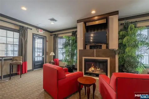26 Birchwood Lane North Haledon NJ 07508