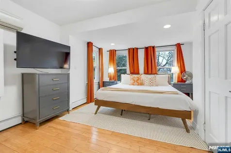 31 72nd Street North Bergen NJ 07047