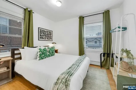 31 72nd Street North Bergen NJ 07047