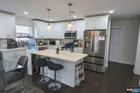 7 Maple Street Bloomfield NJ 07003