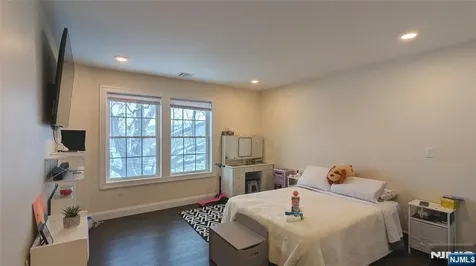 7 Maple Street Bloomfield NJ 07003