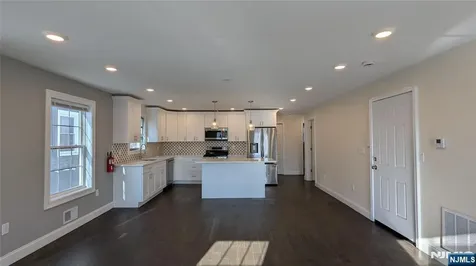 7 Maple Street Bloomfield NJ 07003