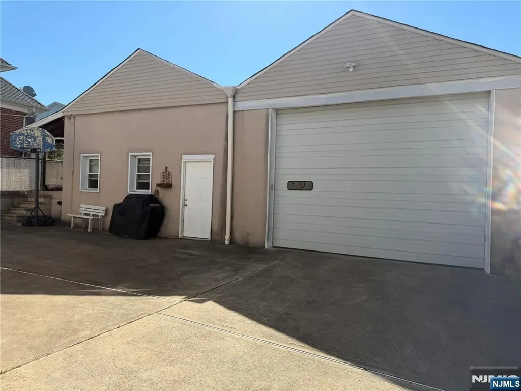 262 Macarthur Avenue Garfield NJ 07026