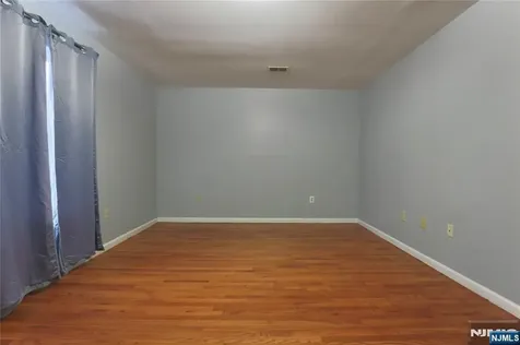 43 2nd Avenue Newark NJ 07104