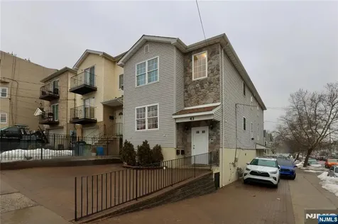 43 2nd Avenue Newark NJ 07104